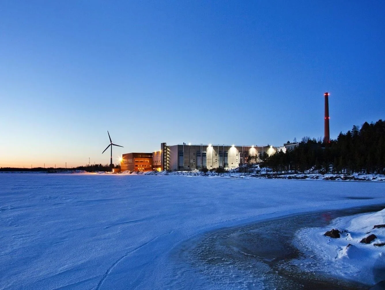 Miljövänligt datacenter i Norden som visar WordPress Hosting med 100 % förnybar energi.